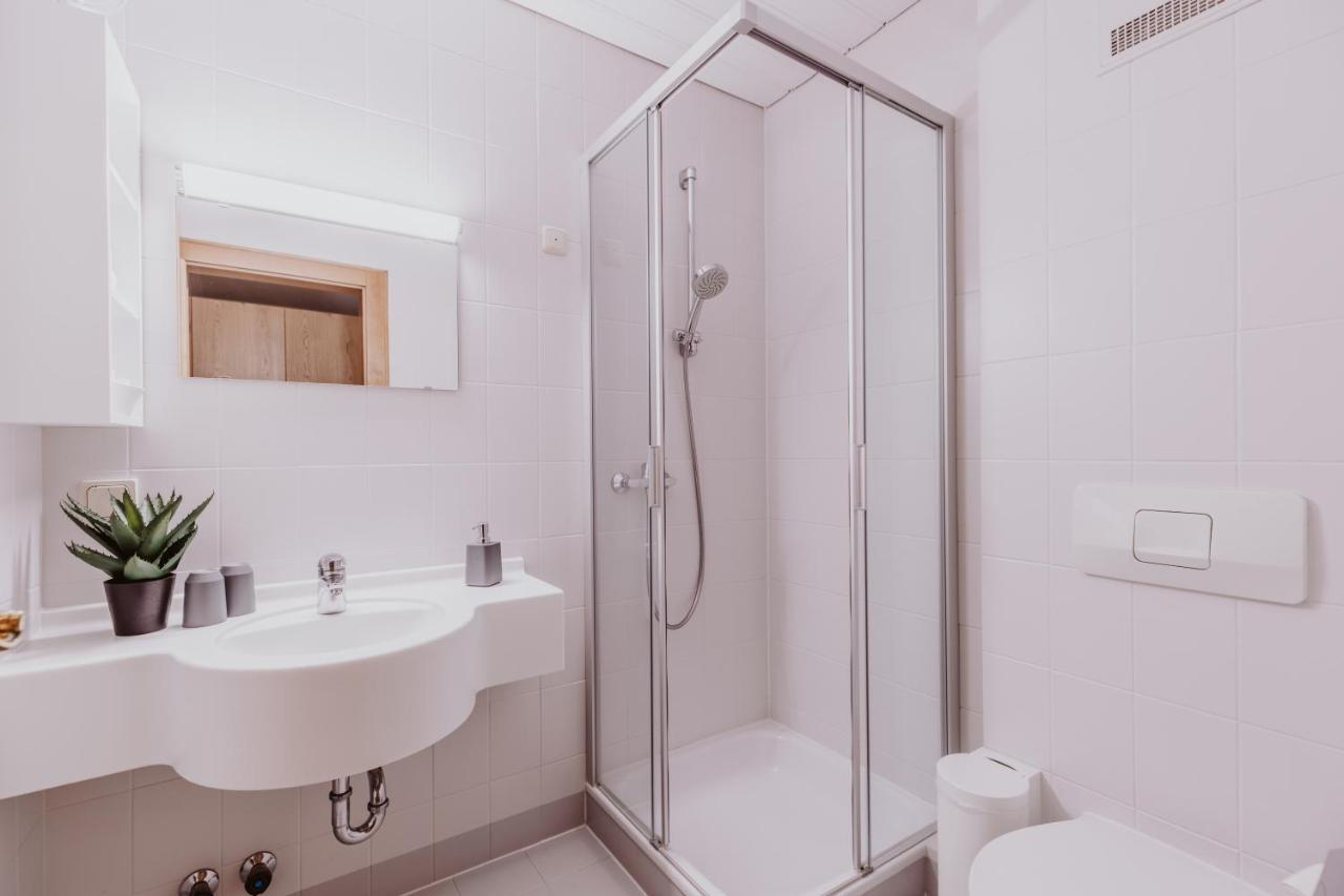 Landhotel Gschirnwirt Ойгендорф Екстериор снимка