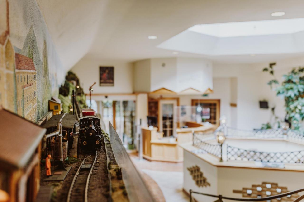Landhotel Gschirnwirt Ойгендорф Екстериор снимка
