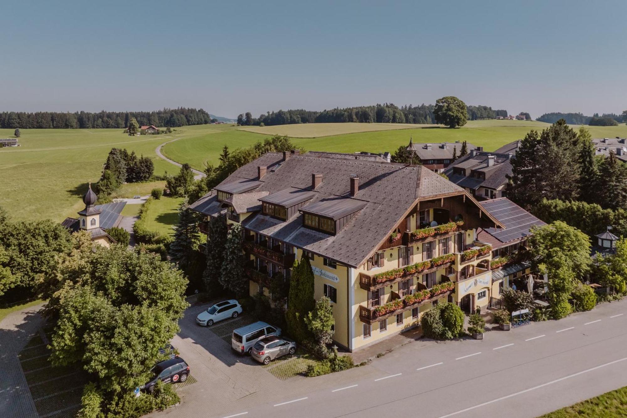 Landhotel Gschirnwirt Ойгендорф Екстериор снимка