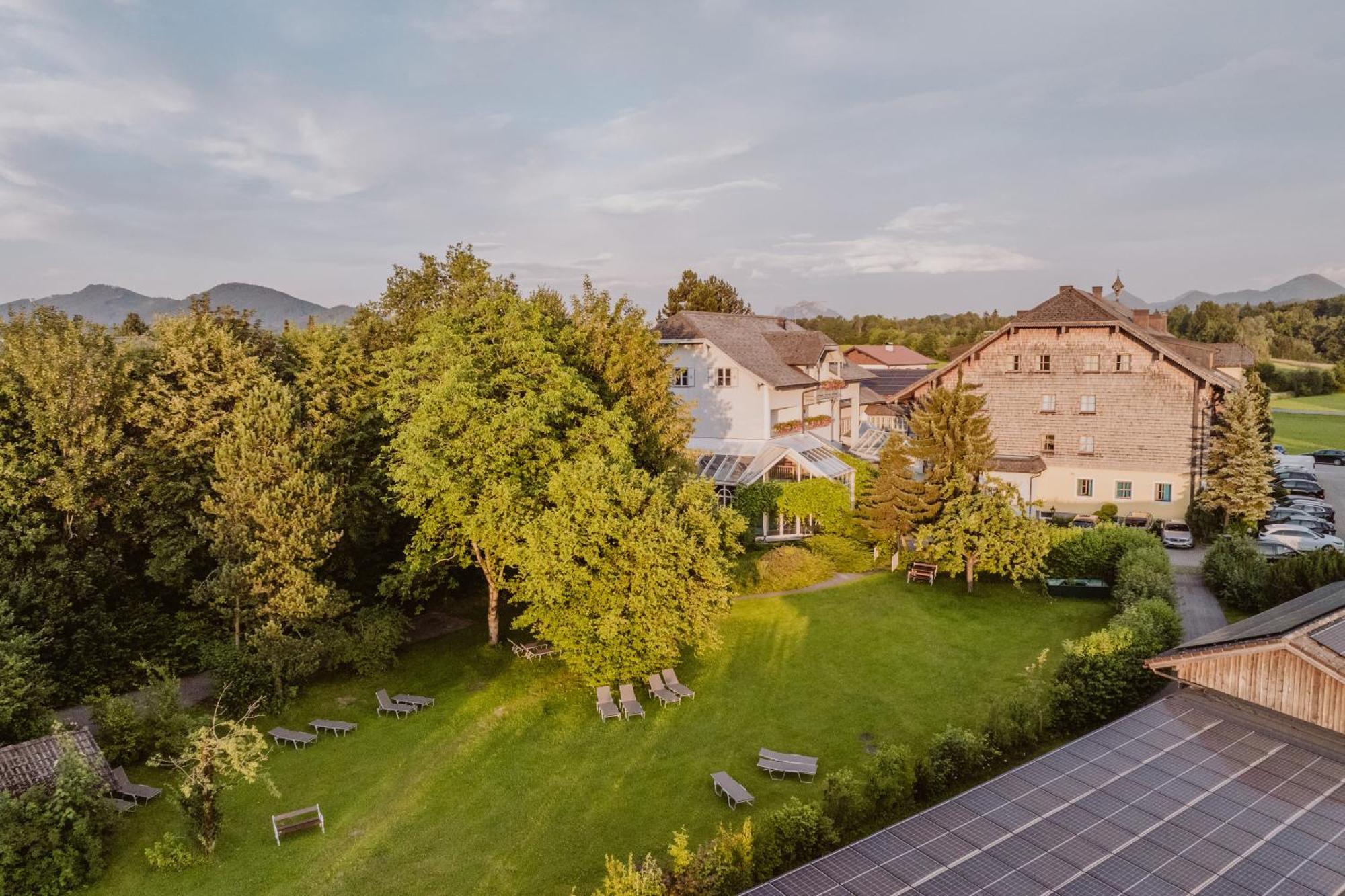 Landhotel Gschirnwirt Ойгендорф Екстериор снимка